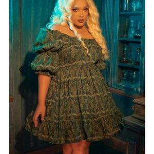 La Femme En Noir Crimson Peak Allerdale Moth Wallpaper Babydoll Dress